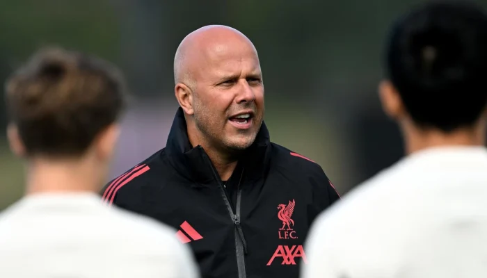 Terpojok di Era Arne Slot: Pakar Premier League Nilai Liverpool Berada di Titik Krusial