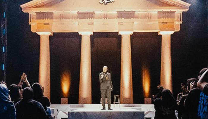 Konten “Mens Rea” Pandji Pragiwaksono di Netflix Jadi Viral, Publik Medsos Terbelah