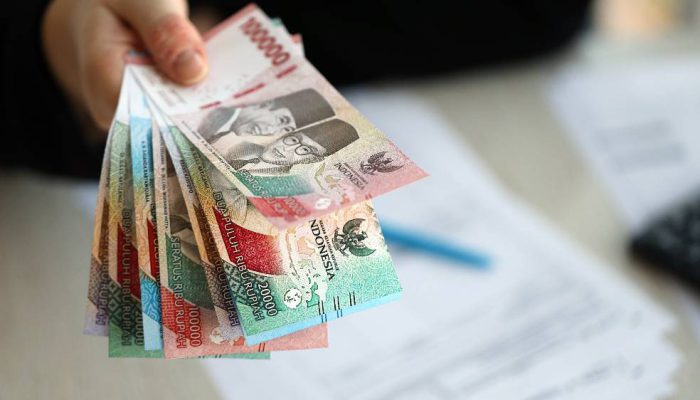 Konflik Global Tekan Inflasi, BI Diprediksi Tak Turunkan Suku Bunga