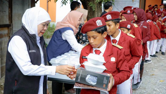 Gubernur Jawa Timur Bangga Perkembangan Siswa Sekolah Rakyat Mojokerto, Fasih 5 Bahasa
