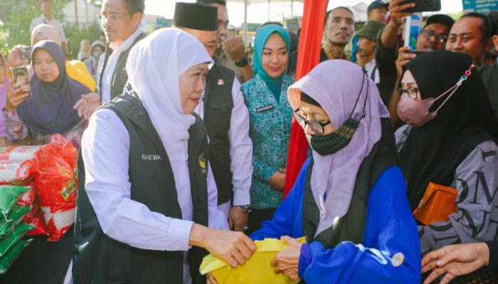 Pasar Murah Khofifah di Probolinggo Diserbu Warga, Bukti Kehadiran Pemerintah Menahan Laju Inflasi