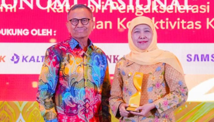 Gubernur Jatim Khofifah Cetak Prestasi, Bawa Pulang Dua Top Regional Leader Award 2026