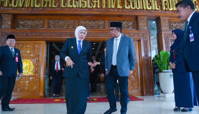 Di Hadapan DPRD, Gubernur Khofifah Paparkan Capaian Pendapatan dan Opini WTP Jatim