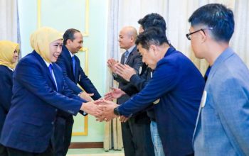 Pelantik IKA UNAIR Bali, Khofifah Tegaskan Peran Strategis Alumni dalam Mendorong Pertumbuhan Ekonomi