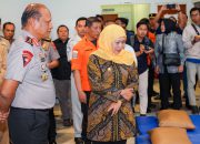 Gubernur Khofifah Ajak Masyarakat Doakan Korban KMP Mutiara Sentosa II dan Tunggu Informasi Resmi dari Otoritas