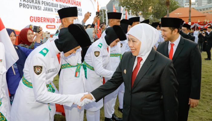 76 Putra-Putri Terbaik Jatim Siap Kibarkan Merah Putih, Gubernur Khofifah Tekankan Disiplin dan Tanggung Jawab