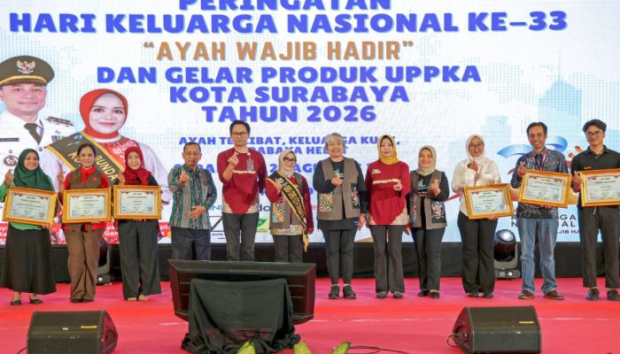 Harganas ke-33, Eri Cahyadi Dorong Keluarga Surabaya Bangun Komunikasi dengan Anak