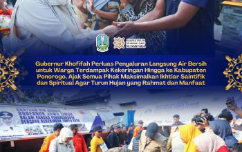 Tinjau Langsung Kekeringan di Ponorogo, Gubernur Khofifah Pastikan Penyaluran Air Bersih dan Solusi Jangka Panjang Pipanisasi Berjalan
